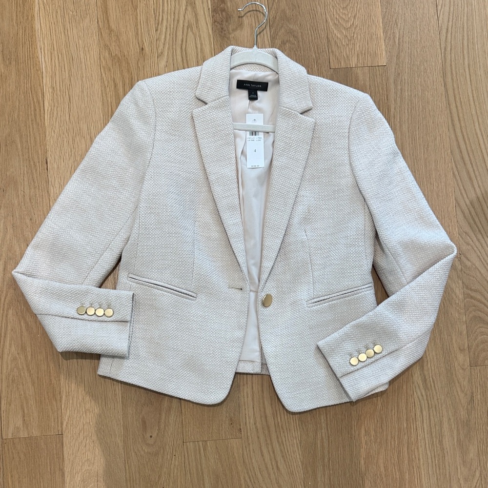 NWT Ann Taylor  Cream Blazer, 4